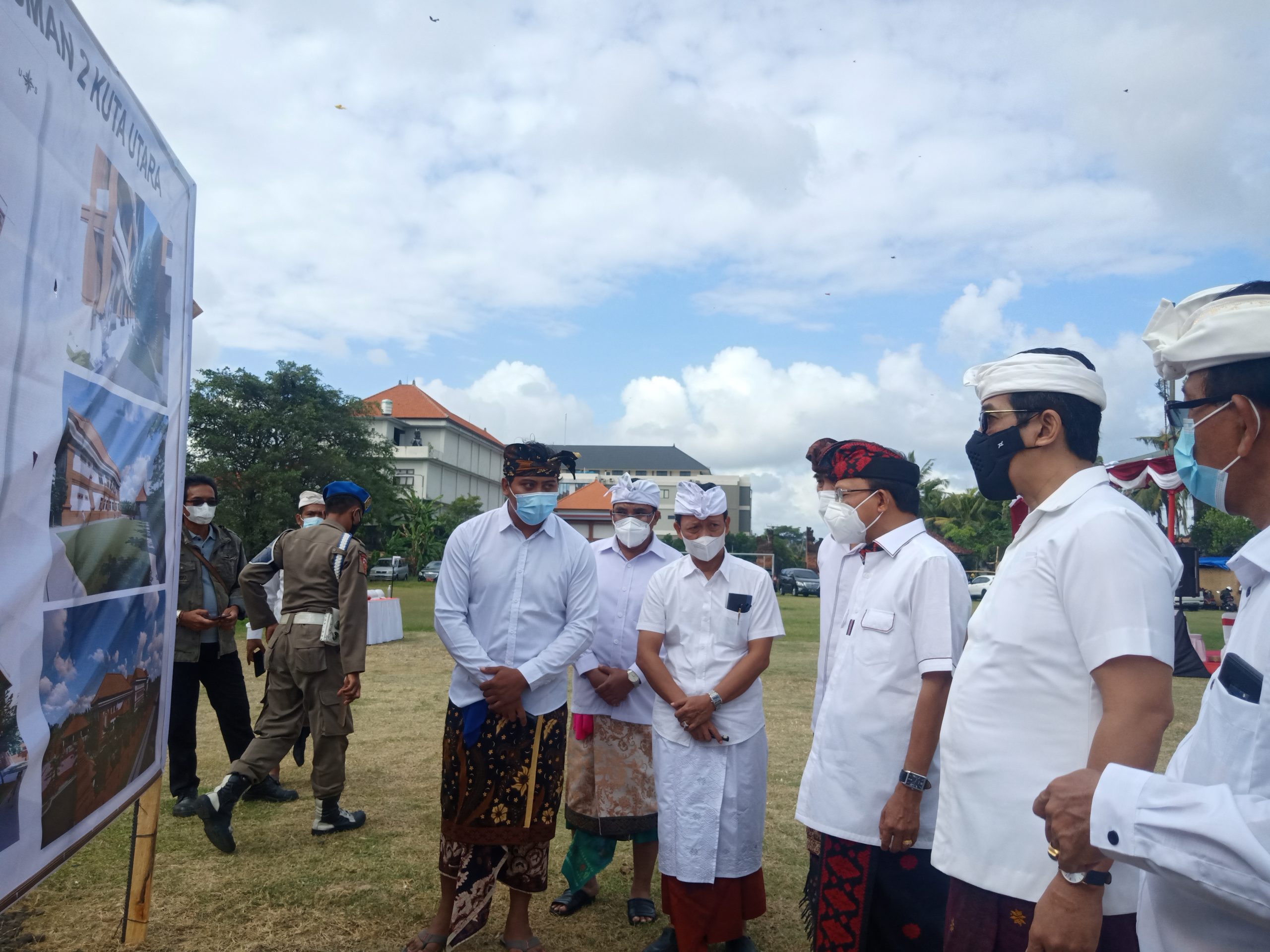 Gubernur Bali Resmikan Pembangunan Gedung SMA Negeri 2 Kuta Utara.