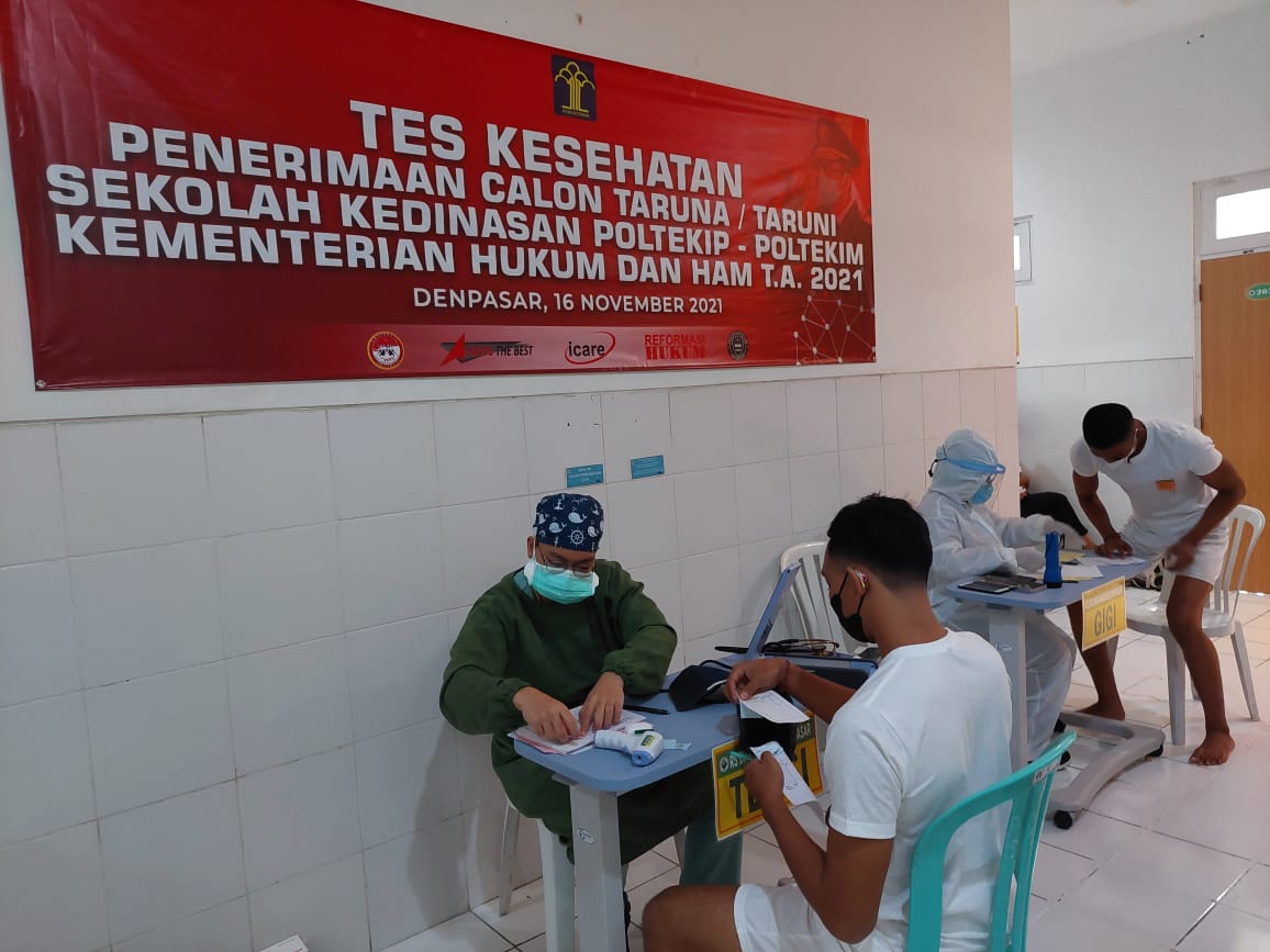 35 Orang Calon Taruna Taruni Poltekip Dan Poltekim Jalani Tes Kesehatan di RS Bayangkara Denpasar.