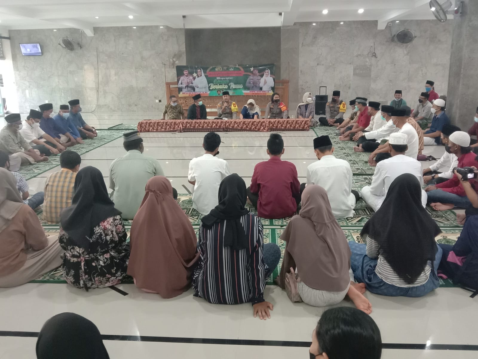 Safari Ramadhan Kapolres Badung Gelar Buka Puasa Bersama Di Masjid Al Hasanah.