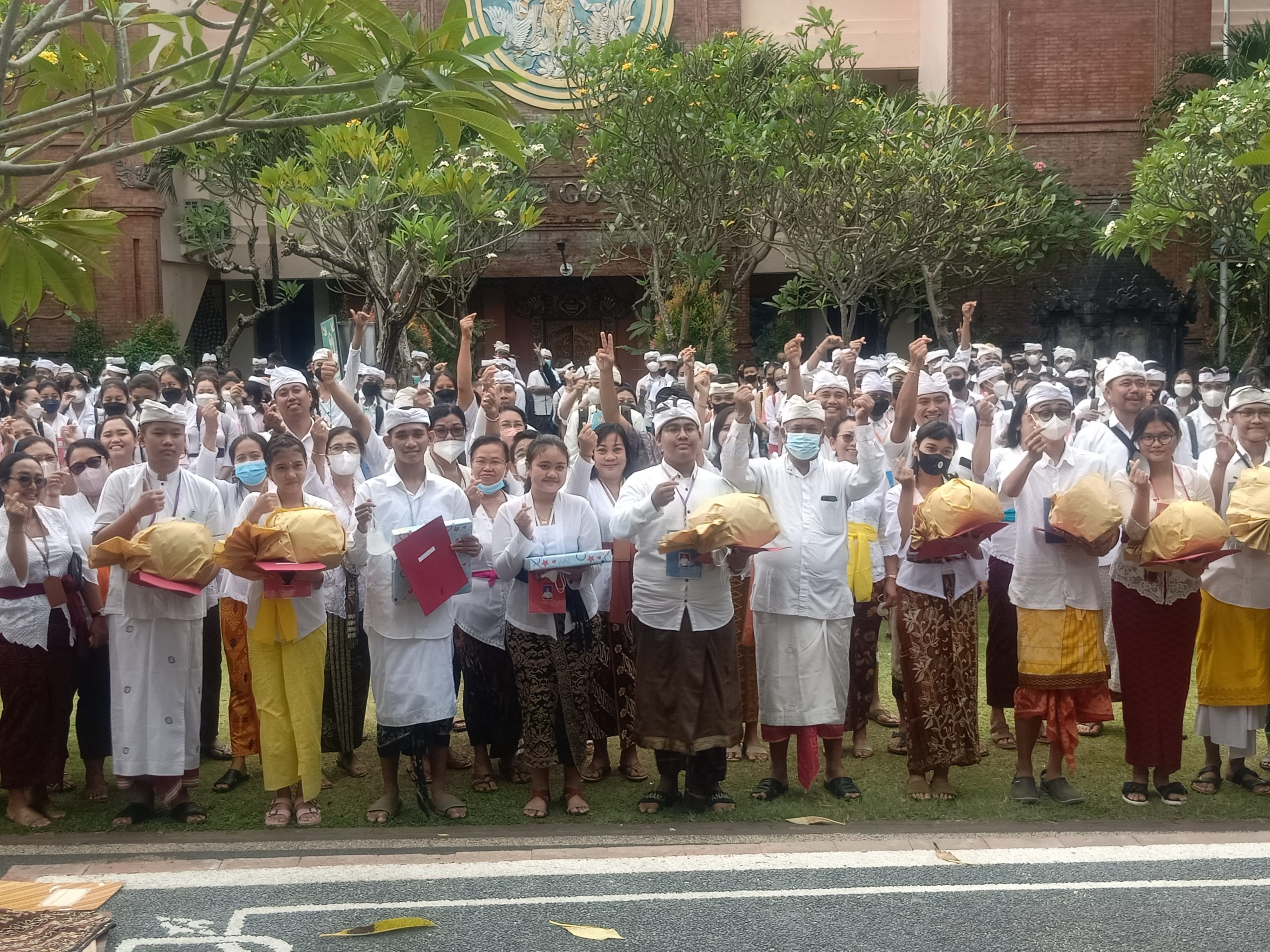 Siswa Yang tidak tertampung di Sekolah Negeri, SMA Dwijendra  Denpasar Masih Menerima Siswa Baru, Walaupun MPLS Sudah Selesai.