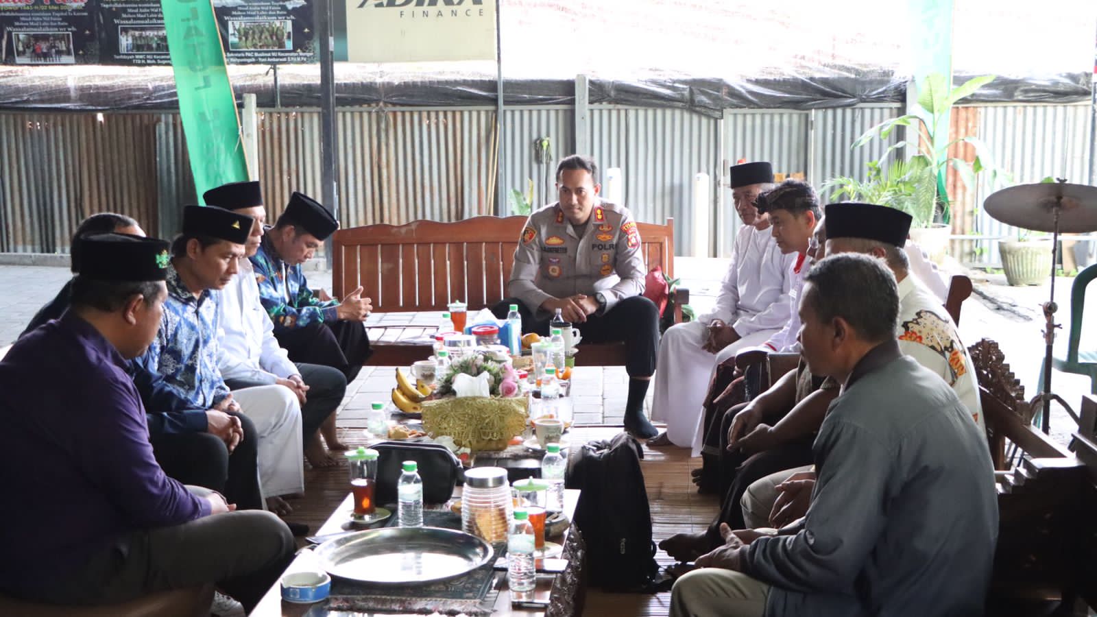 Jalin Silahturahmi, Kapolres Badung Kunjungi Para Tokoh.