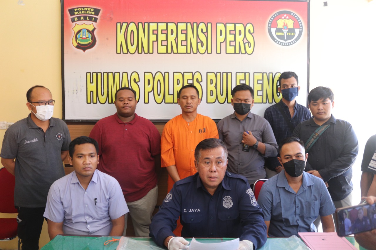 Karena Rasa Cemburu Seorang Suami Tega Habisi Istri Saat Tidur Lelap.