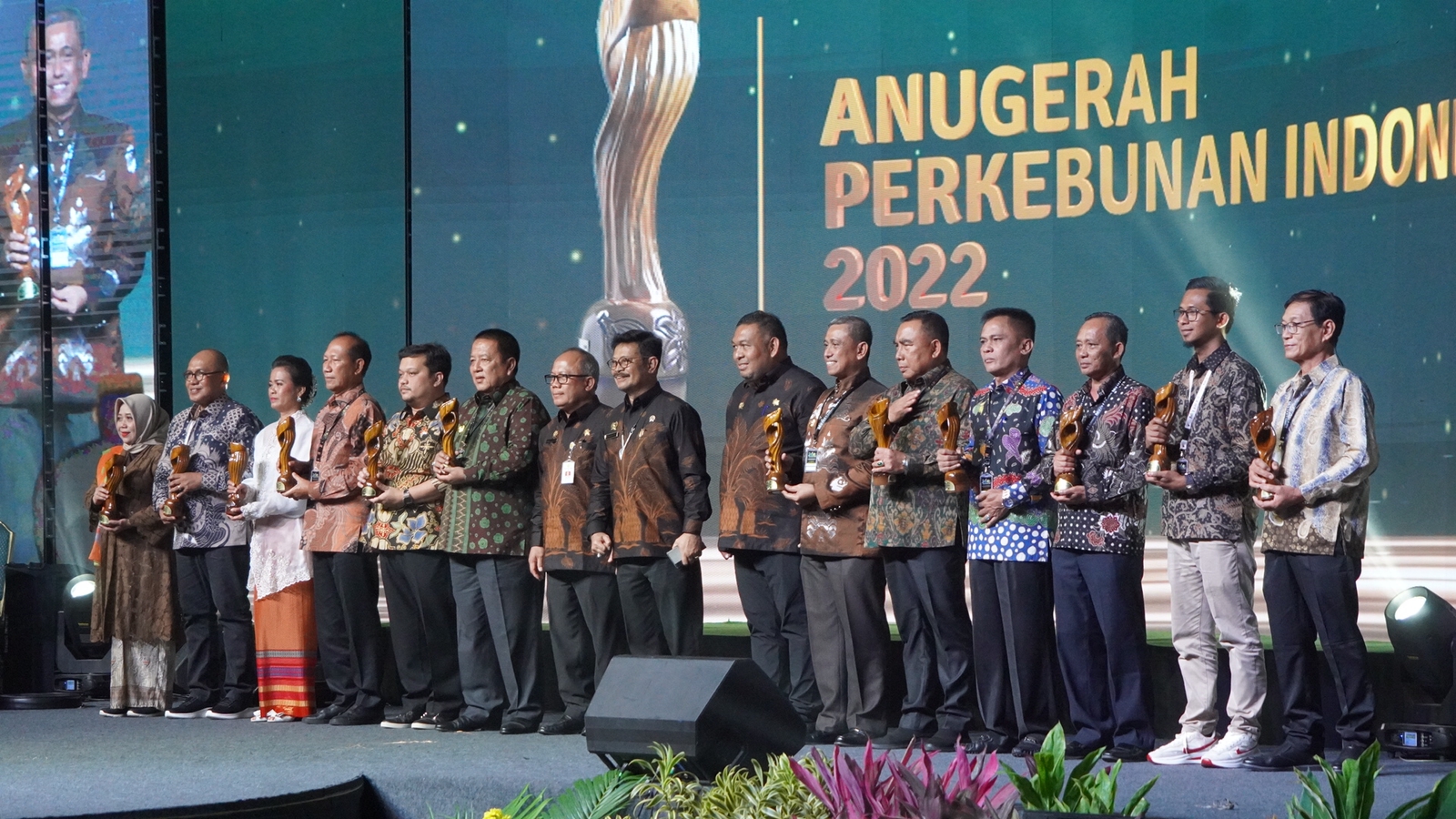 Pemkab Jembrana Kembali Meraih Penghargaan Nasional, Anugerah Perkebunan Indonesia Melalui Kementerian Pertanian RI.
