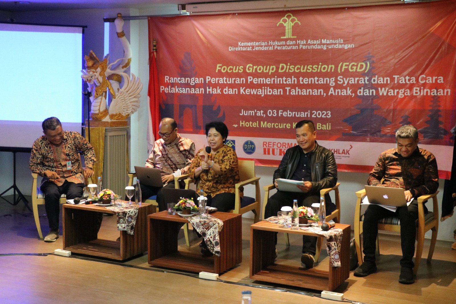 MAKSIMALKAN FUNGSI PEMASYARAKATAN, DITJEN PERATURAN PERUNDANG-UNDANGAN KEMENKUMHAM GELAR FOCUS GROUP DISCUSSION RANCANGAN PERATURAN PEMERINTAH.