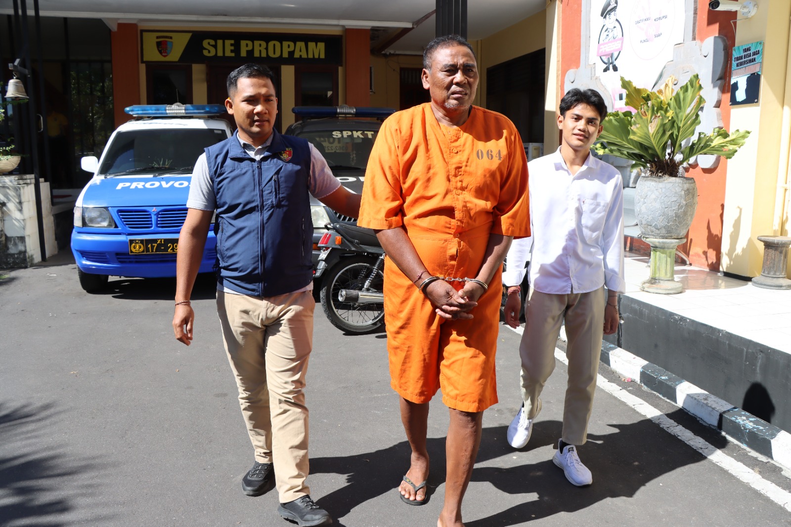 Berdalih Bisa Mengobati Secara non Medis Seorang Jro Cabuli Anak.