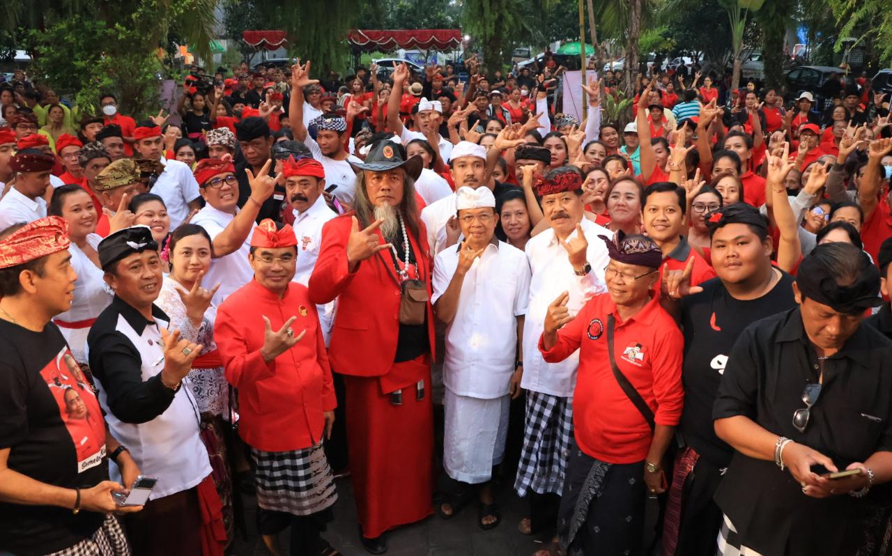 Ketua Umum DPP SOGAN Jaya Nusantara, Hj. Mahni Sindoro Kukuhkan Pengurus DPD Sobat Ganjar Nusantara di Kabupaten Tabanan.