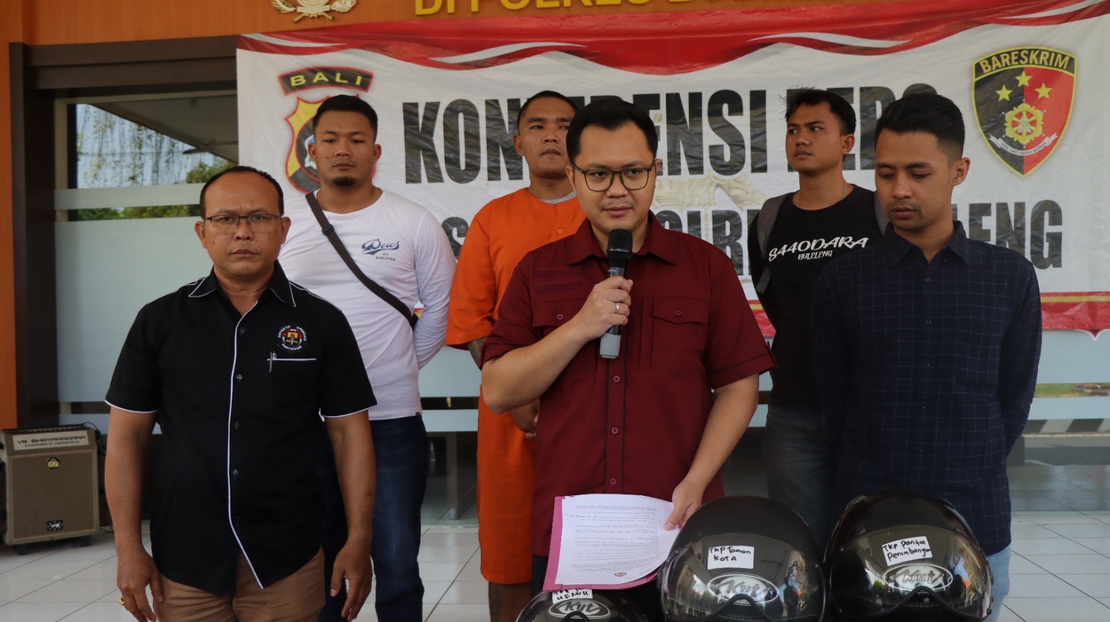 Polres Buleleng Press Release, Pengungkapan Kasus Pencurian.