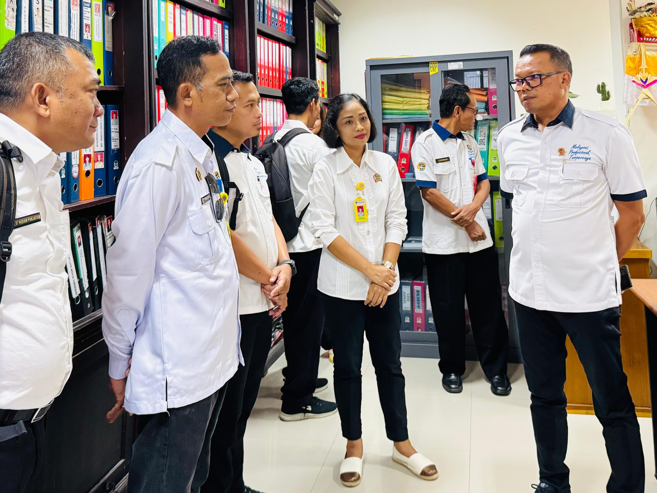 Kepala Kanwil BPN Bali Kunjungi Kantor Pertanahan Bangli, Lakukan Monitoring dan Evaluasi Kinerja Triwulan II.