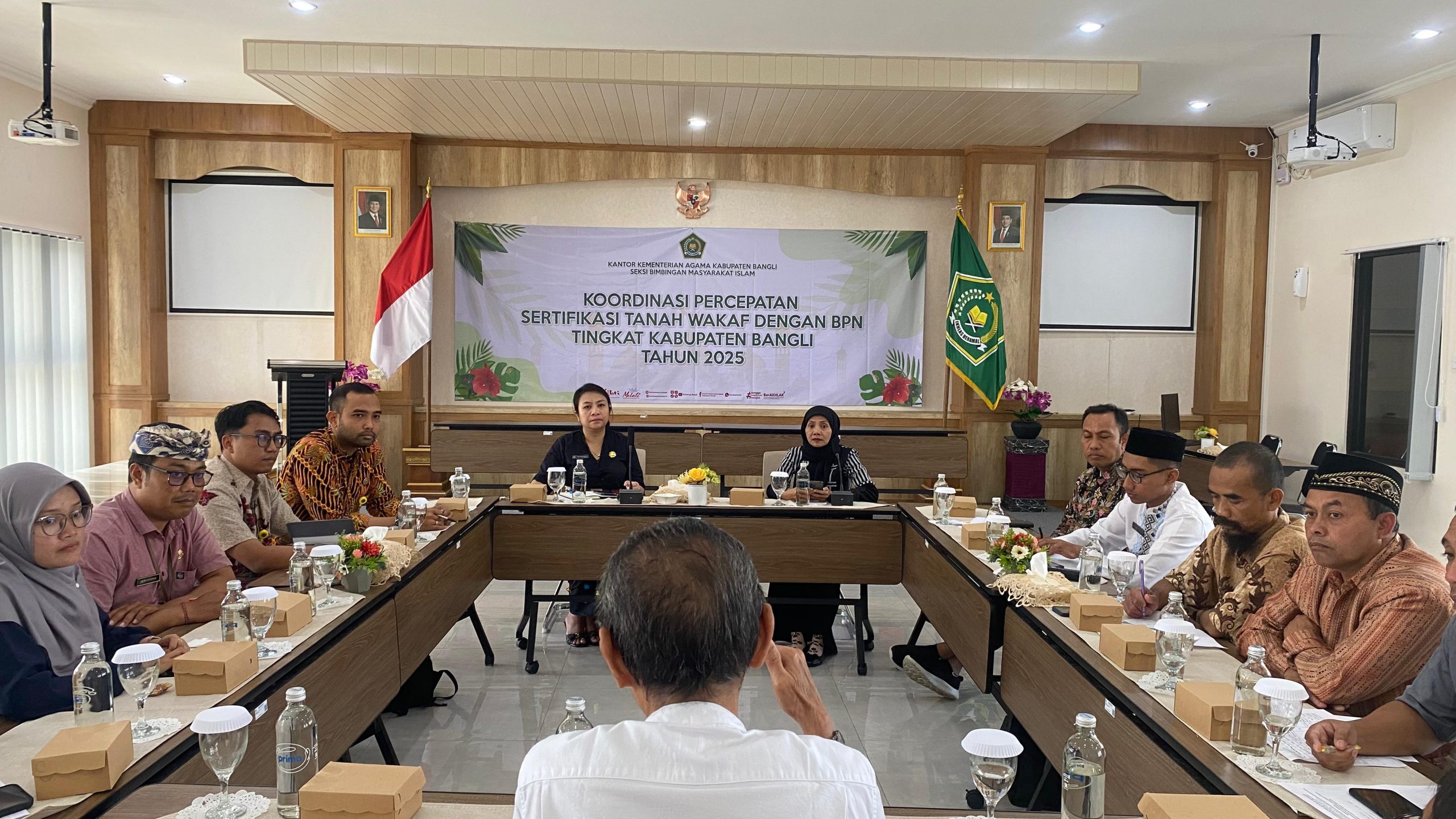 Rapat Koordinasi Percepatan Sertipikat Tanah Wakaf, Kantor Pertanahan Bangli Hadir di Kemenag.