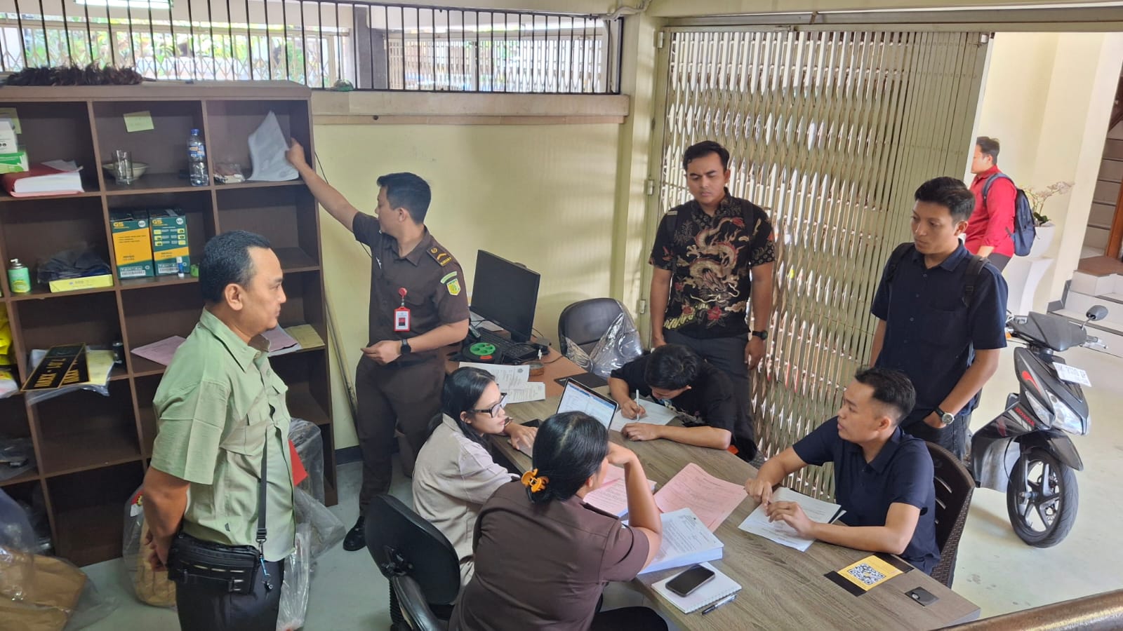 Polsek Denpasar Selatan Limpahkan Enam Tersangka ke Kejaksaan, Kasus Pembunuhan Jalan Gurita.
