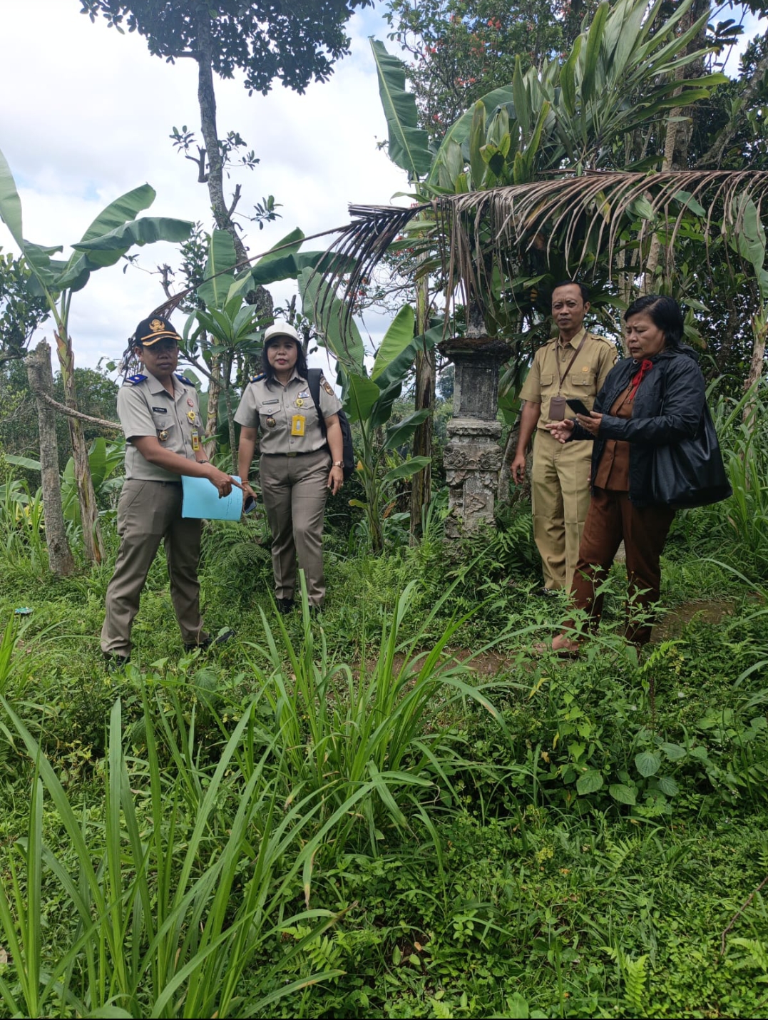 Tim Panitia A Laksanakan Pemeriksaan Lapang di Desa Sulahan.
