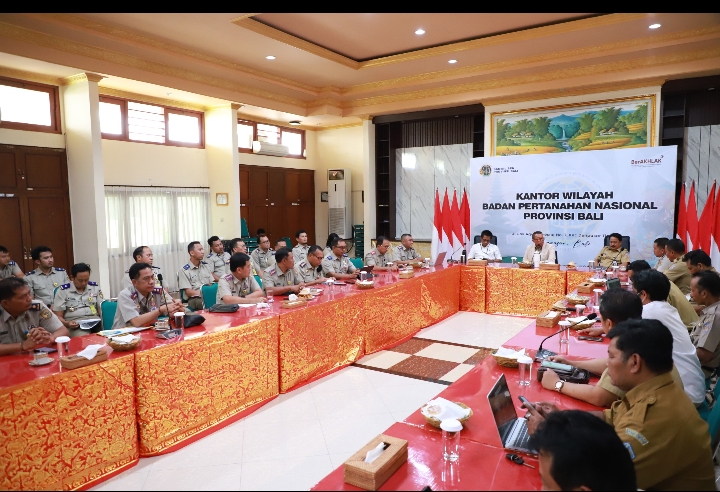 Kantor Wilayah Badan Pertanahan Nasional (BPN) Provinsi Bali Gelar Rapat Koordinasi Dengan Dinas Kehutanan Bertempat di Kantor Wilayah BPN Provinsi Bali,