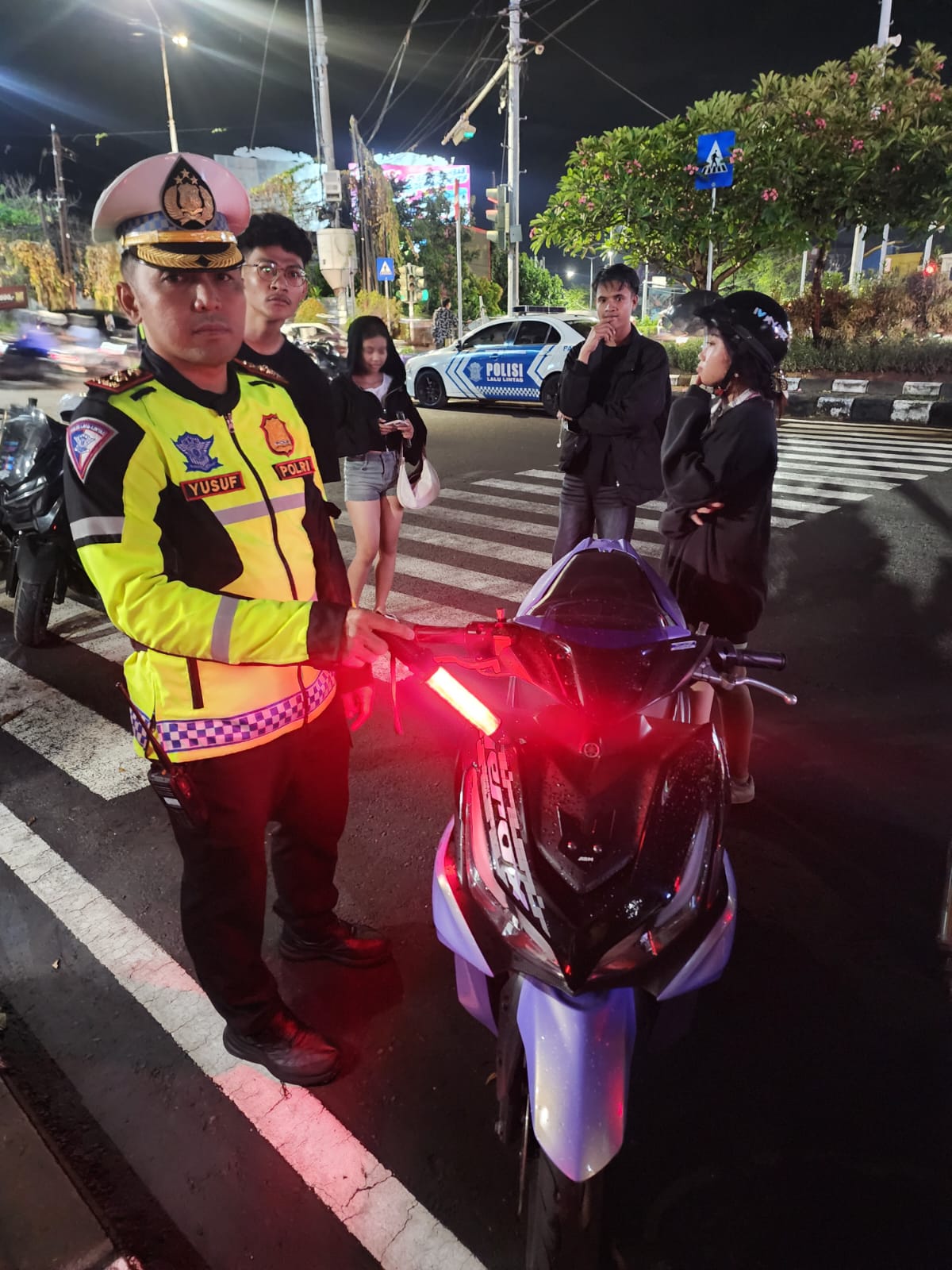 Sat Lantas Polresta Denpasar Gelar Patroli Antisipasi Balapan Liar di Simpang Imam Bonjol–Sunset Road, Puluhan Pelanggar Ditindak.