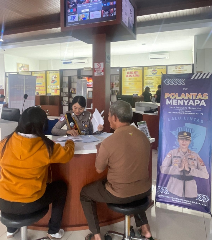 Pemohon SIM Apresiasi Kinerja  Pelayanan Satpas Polres Jembrana yang Cepat, Transparan, dan Humanis.