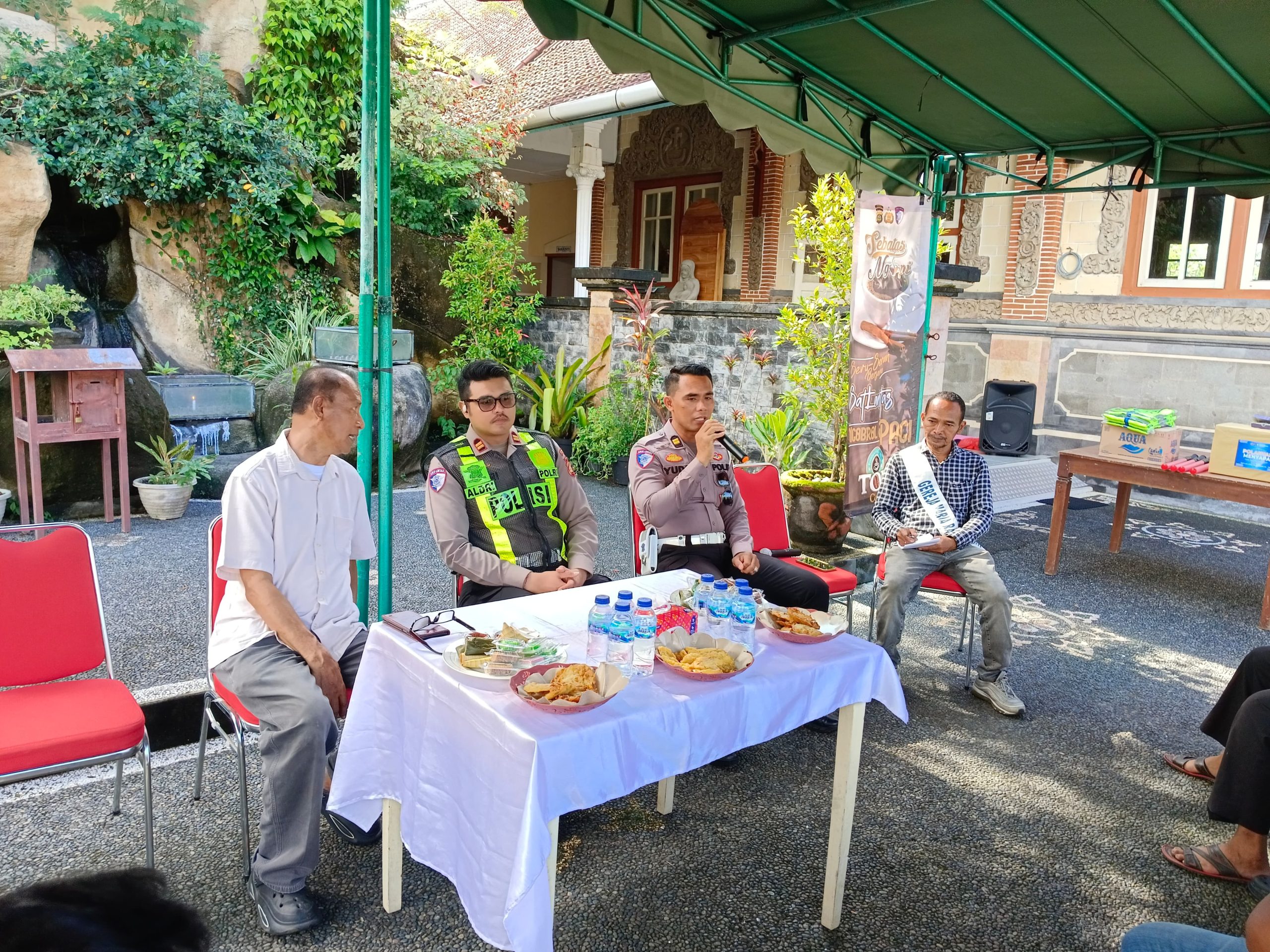 Sosialisasi Unit Regident Dalam Acara “ Sebatas Ngopi “ ( Seru Seruan Bareng Satlantas Ngobrol Pagi).