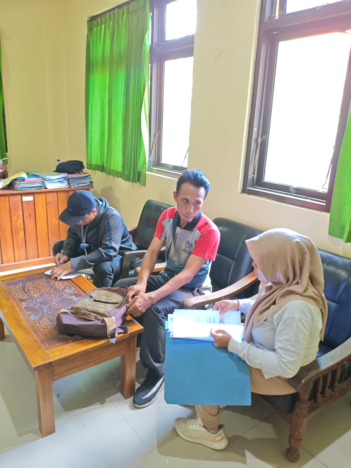 Pelayanan Inovatif “Kertha Gosa” Kantah Klungkung Hadir di Kecamatan Nusa Penida Setiap Hari Jumat.