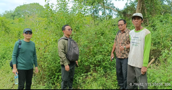 Kantor Pertanahan Kabupaten Klungkung Gelar Sidang Panitia A di Desa Sekartaji, Nusa Penida, Sekaligus  Pengecekan Lapangan.