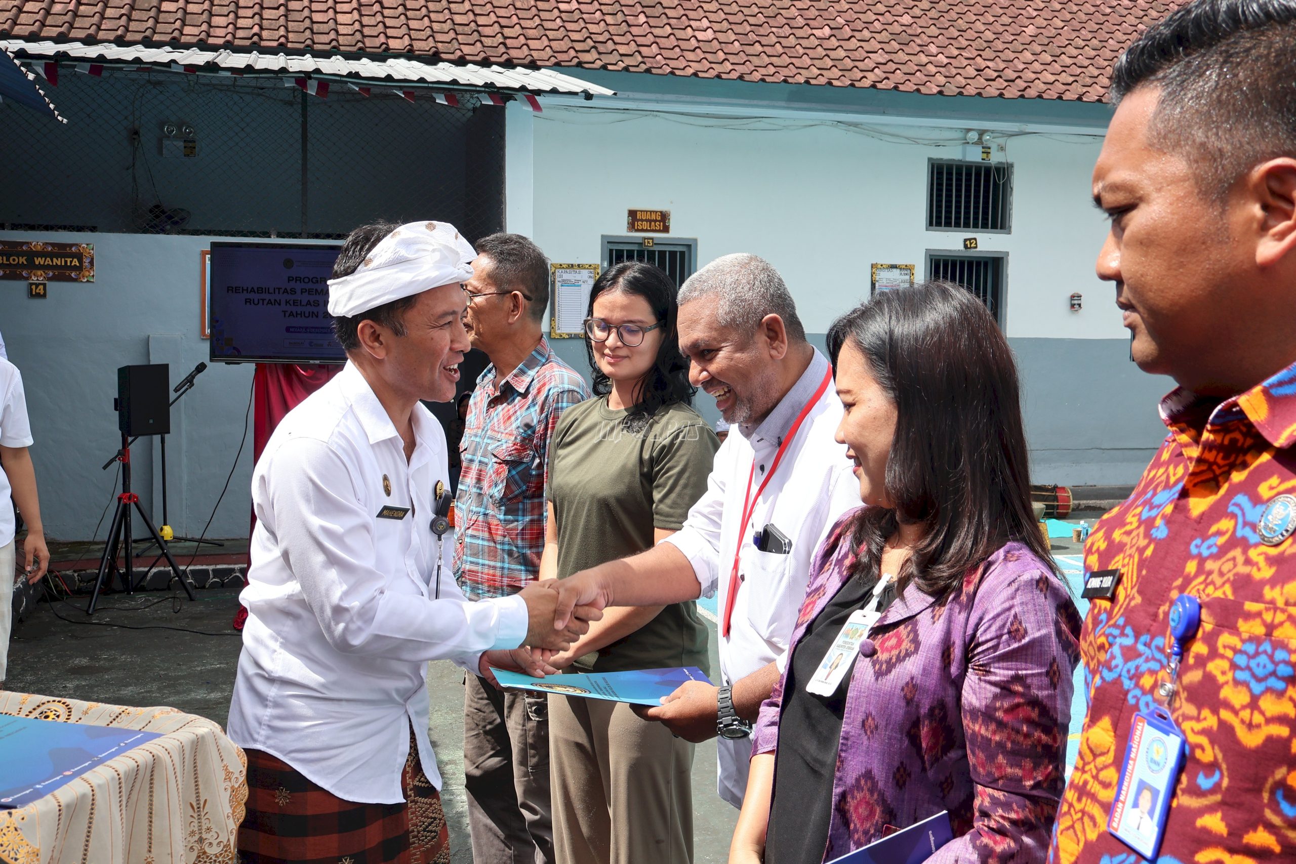 Rutan Negara Gelar Kegiatan Penutupan Rehabilitasi Sekaligus Penebaran Benih Ikan Lele.