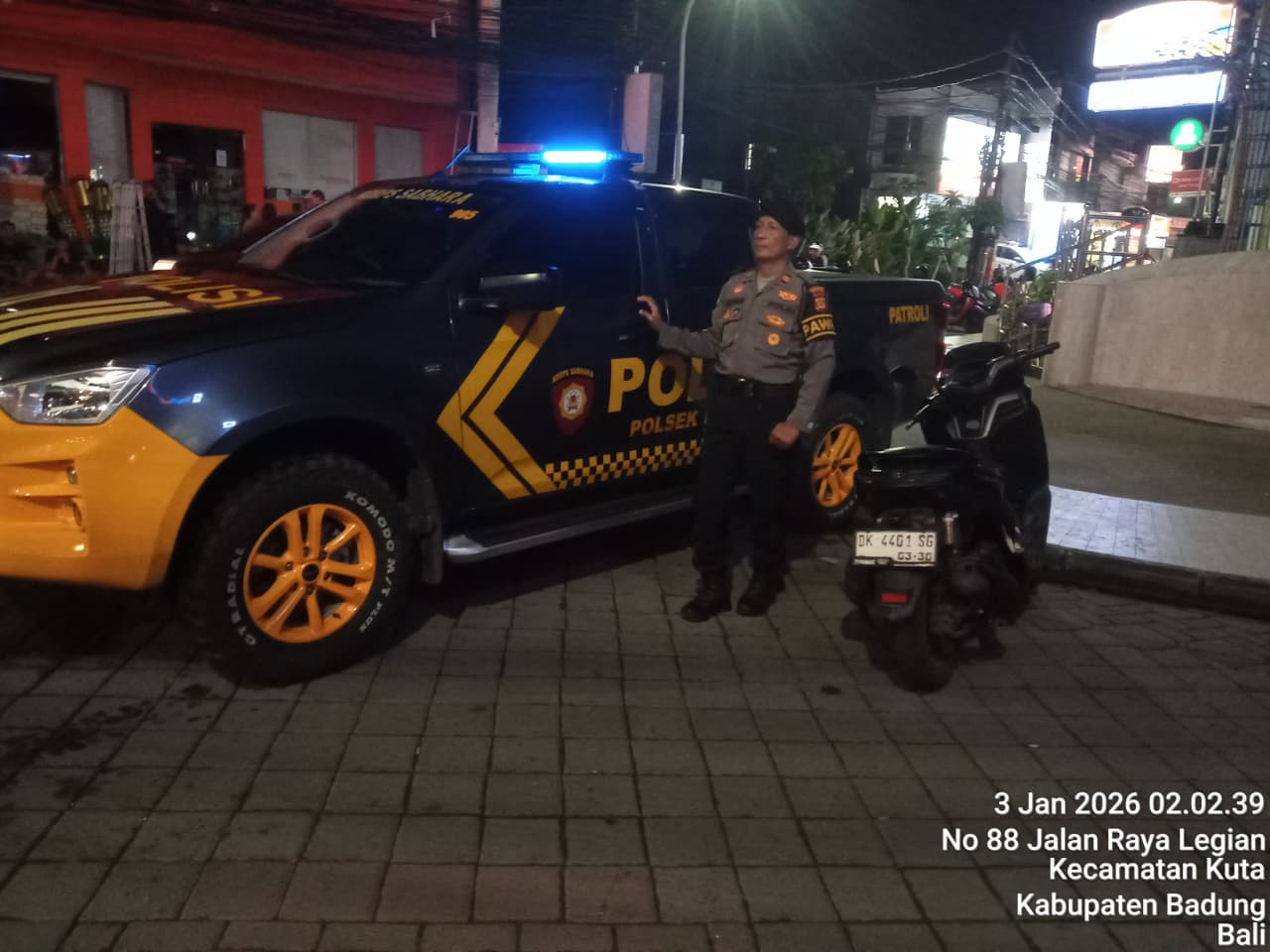 Polsek Kuta Intensifkan KRYD dan Patroli Dialogis, Antisipasi Gangguan Kamtibmas di Kawasan Wisata.