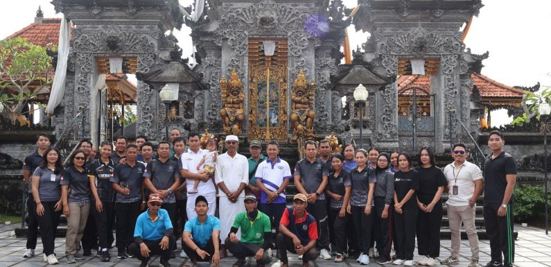 Sambut Bulan Suci Ramadhan Rutan Negara Gelar Kerja Bakti Pada Dua Tempat Rumah Ibadah, Masjid dan Pura Puseh Wujud Kepedulian dan Pengabdian Kepada Masyarakat.
