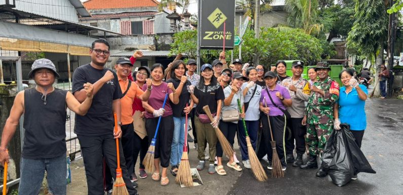 Polsek Denpasar Selatan Hadiri Aksi Bersih Lingkungan di Desa Sanur Kaja dalam Rangka HPSN 2026.