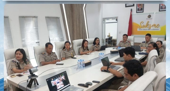 Kantor Pertanahan Kota Denpasar Menghadiri Rapat Daring Dalam rangka Percepatan Transformasi Pelayanan Pertanahan di Lingkungan Kementerian ATR/BPN.