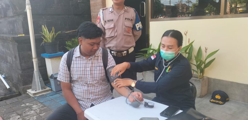 Sidokkes Polresta Denpasar Laksanakan Pelayanan Kesehatan, Dukung Kelancaran Ops Ketupat Agung 2026.
