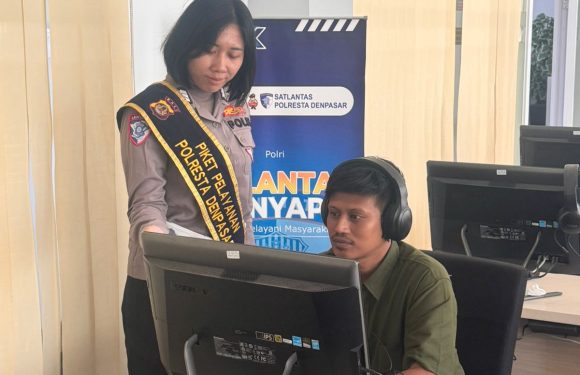 Pelayanan Humanis Satpas SIM Polresta Denpasar, Pemohon Nyaman Ikuti Ujian Teori