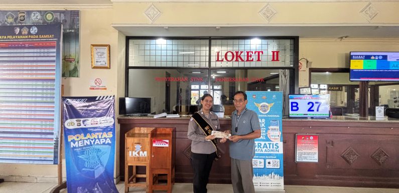 Pelayanan STNK di Kantor UPT Samsat Tabanan Berjalan Optimal.