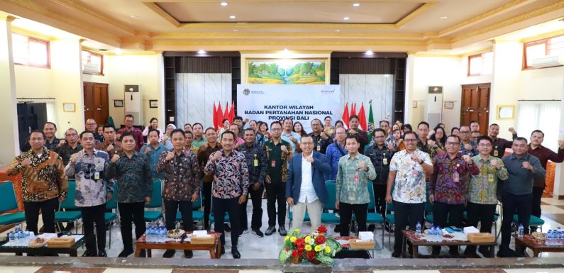 Kepala Kantor Pertanahan Klungkung Hadiri Internalisasi Zona Integritas, Perkuat Komitmen Layanan Berkualitas