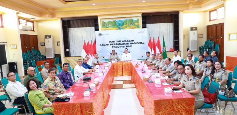 Seksi Pengendalian dan Penanganan Sengketa Kantor Pertanahan Klungkung Ikuti Pembinaan Pemegang Hak Atas Tanah di Kanwil BPN Bali