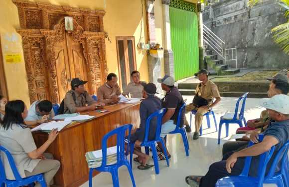 Tim PTSL Kantor Pertanahan Kabupaten Klungkung Hadir di Desa Batukandik untuk Percepat Proses Sertipikasi Tanah Masyarakat.