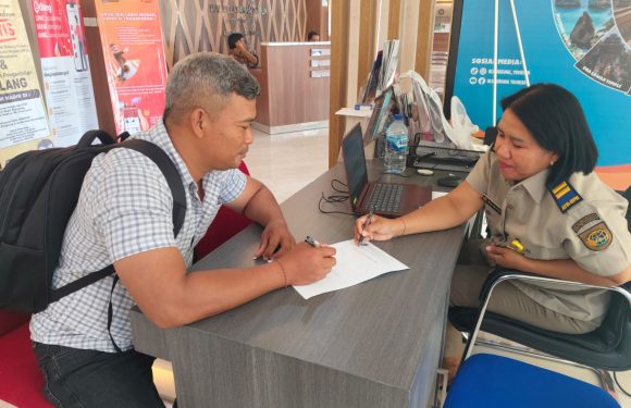 Pelayanan Prima Kembali Dilaksanakan Oleh Kantor Pertanahan Kabupaten Klungkung Kepada Masyarakat Dengan Menghadirkan Layanan Langsung Di Mall Pelayanan Publik.