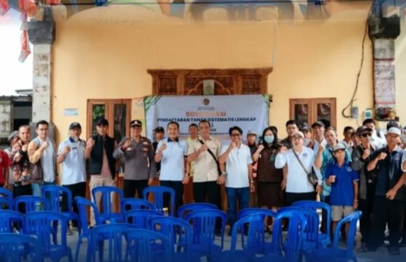 Dalam rangka mendukung pelaksanaan Program Pendaftaran Tanah Sistematis Lengkap (PTSL), Kantor Pertanahan Kabupaten Klungkung melaksanakan kegiatan sosialisasi PTSL