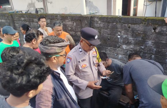 Pelaku Pencurian Laptop Diamankan Warga di Denpasar Utara.