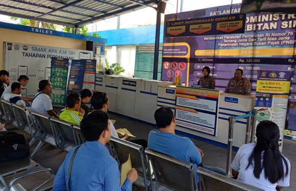 Satpas SIM Polresta Denpasar Perkuat Pelayanan: Berikan Penjelasan Lengkap Kepada Pemohon SIM