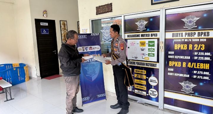 Melalui Polantas Menyapa, layanan BPKB Polres Tabanan , Petugas Berikan Pelayanan Yang Cepat, dan Transparan.