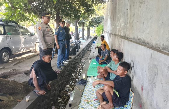 Sambang Kamtibmas Polsek Pelabuhan Benoa, Pantau Kegiatan ABK