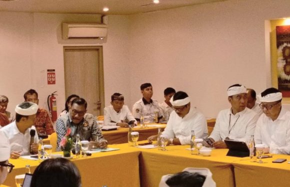 Kepala Kantor Pertanahan Badung Menghadiri Rapat Bersama Pemprov Bali Terkait Pembahasan Tindak Lanjut Hasil Penyepakatan Lahan Pertanian Pangan Berkelanjutan.