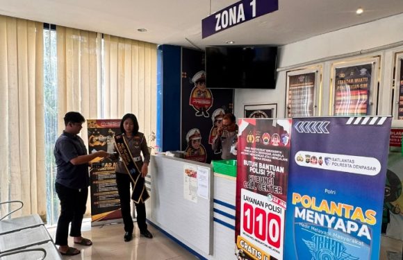 Pelayanan Humanis Satpas SIM Polresta Denpasar, Petugas Dampingi Pemohon Saat Ujian Teori