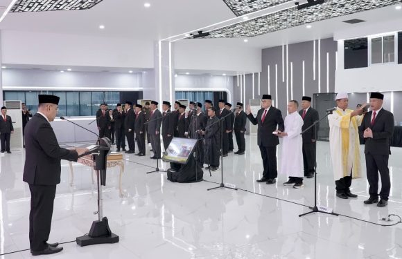 Lantik 78 Pejabat Struktural, Wamen Ossy: Rotasi dan Promosi Jabatan Bentuk Birokrat yang Adaptif