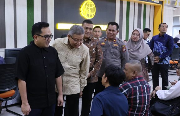 Tinjau Kantah Kota Batam Bersama Komisi II DPR RI, Wamen ATR/Waka BPN Pastikan Pelayanan Pertanahan Berjalan Efisien