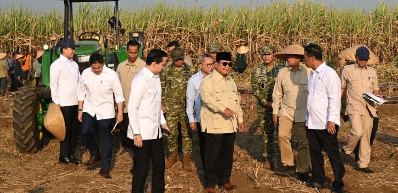 Dampingi Presiden Prabowo Panen Raya di Malang, Menteri Nusron: Ketahanan Pangan Butuh Kepastian Hukum Tanah