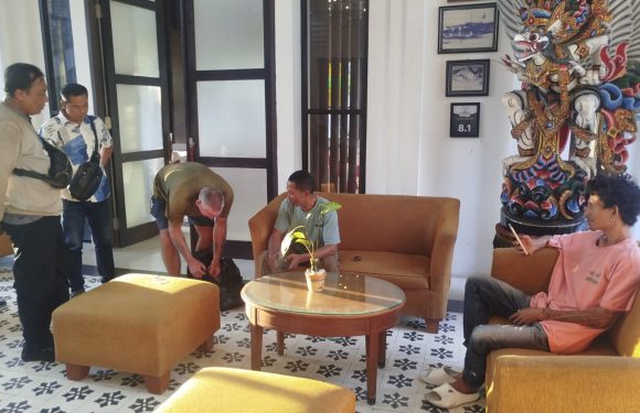 Tas Tertinggal di Taksi, Polsek Denpasar Utara Bergerak Cepat, Barang Berhasil Ditemukan