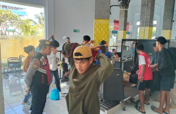 Patroli Gabungan Amankan Keberangkatan KM Tilongkabila, Polsek Benoa Cegah Gangguan Kamtibmas di Pelabuhan