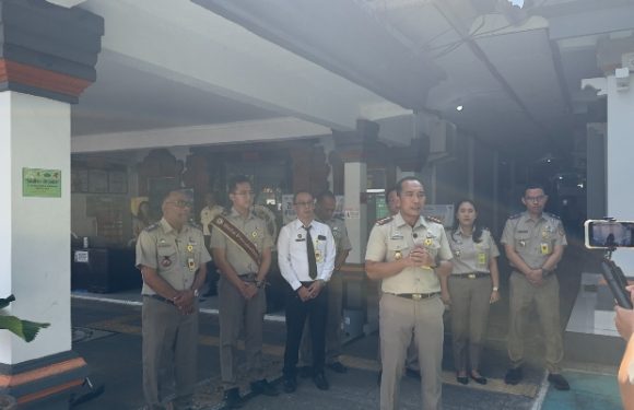 Mantapkan Komitmen Menuju WBK 2026, Kantah Klungkung Laksanakan Office Tour dan Desk Evaluasi Wawancara Zona Integritas