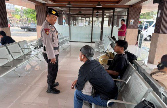 Sampaikan Imbauan Kamtibmas, Polsek Denpasar Utara Laksanakan Patroli Dialogis
