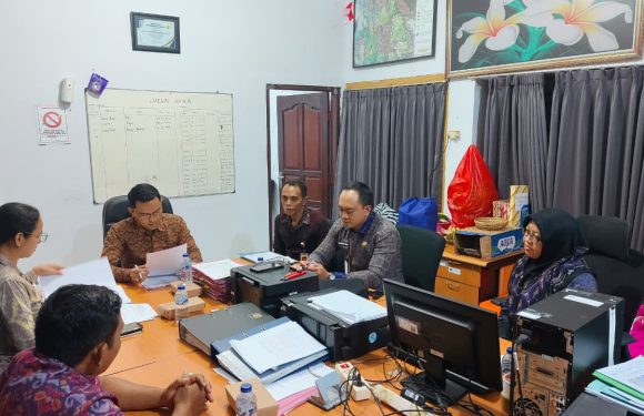 Perkuat Koordinasi Penataan Ruang, Kantor Pertanahan Kabupaten Klungkung Laksanakan Rapat PKKPR Nonberusaha Bersama Dinas PUPRPKP